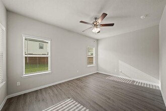15014 Alkay St in Houston, TX - Foto de edificio - Building Photo