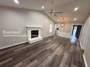 615 Cahaba Manor Trail in Pelham, AL - Building Photo - Building Photo