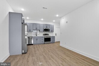 2331 E York St in Philadelphia, PA - Building Photo - Building Photo