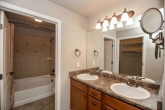 4925 Hahns Peak Dr, Unit 4925 Hahns Peak Drive in Loveland, CO - Building Photo - Building Photo