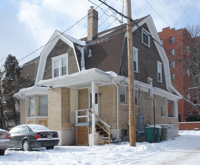 210 E Nittany Ave in State College, PA - Building Photo - Building Photo