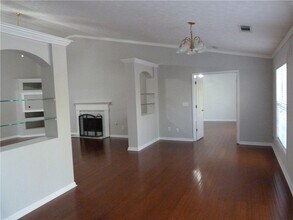 759 Steffi Ct NW in Lawrenceville, GA - Foto de edificio - Building Photo