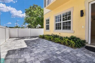 3440 NE 15th Ave in Oakland Park, FL - Building Photo - Building Photo