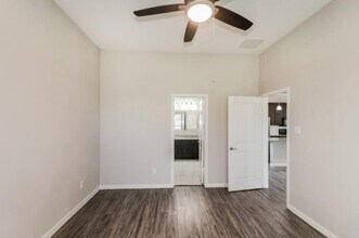 6511 Gray Birch Ln in San Leon, TX - Building Photo - Building Photo