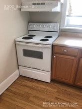 2300 Beaver Ave-Unit -2 in Des Moines, IA - Building Photo - Building Photo