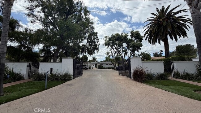 property at 5855 Shirley Ave