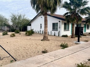 Remodeled one level apartments in Phoenix, AZ - Foto de edificio - Interior Photo