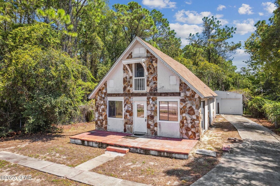 206 N Arnold Rd in Panama City Beach, FL - Building Photo