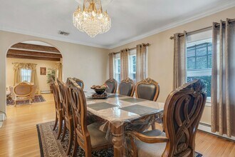 232 W Midland Ave in Paramus, NJ - Building Photo - Building Photo