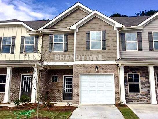 1930 Old Dogwood in Jonesboro, GA - Building Photo