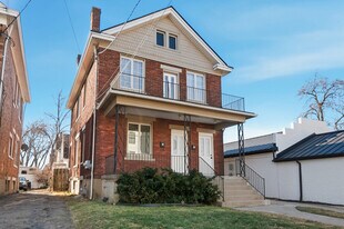 2905 Robertson Ave, Unit #1 in Cincinnati, OH - Building Photo