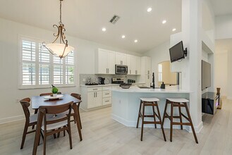 7123 Blue Juniper Ct in Naples, FL - Building Photo - Building Photo