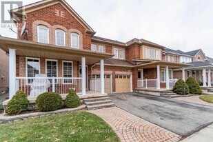 3883 Barley Trail in Mississauga, ON - Building Photo