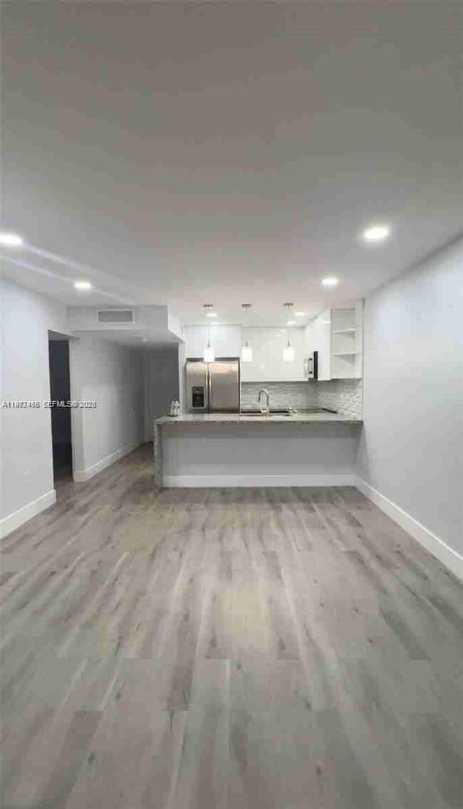 property at 1555 W 44th Pl