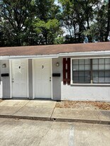 1530 Ryar Rd in Jacksonville, FL - Building Photo