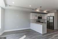 2208 Ridge Ave photo'