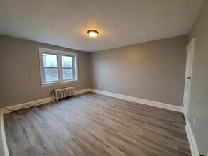 2135 Bristol Pike in Cornwells Heights, PA - Building Photo - Building Photo