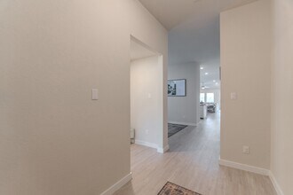 22035 Juniper Crossing Dr, Unit . in Roman Forest, TX - Foto de edificio - Building Photo