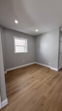 5 Harris Rd, Unit 1 in Medford, MA - Building Photo - Building Photo