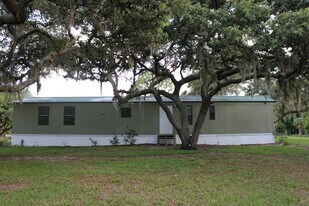 5954 Skokie Rd in Lake Wales, FL - Building Photo