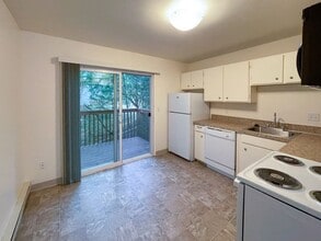 #299 JANEWOOD WEST in Portland, OR - Foto de edificio - Interior Photo