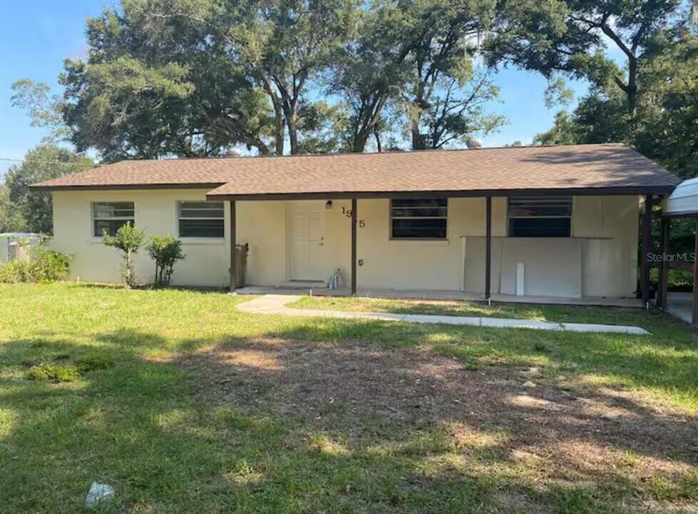 1925 NE 28th St in Ocala, FL - Building Photo