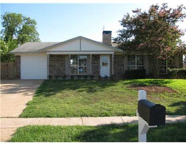 property at 5720 Kristen Ave