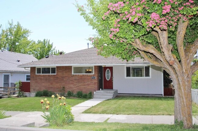 property at 510 Pacific Terrace