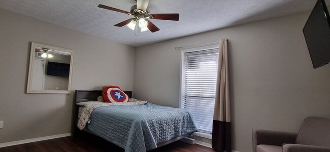 property at 704 Dunbar Dr