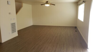 7440 Deveron Dr in Reno, NV - Building Photo - Building Photo