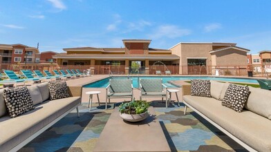 Zaterra Luxury Apartments in Chandler, AZ - Building Photo - Building Photo