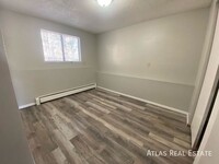 2912 Sage St in Colorado Springs, CO - Building Photo - Building Photo