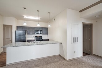 Tradewinds Apartments in Midland, TX - Building Photo - Building Photo