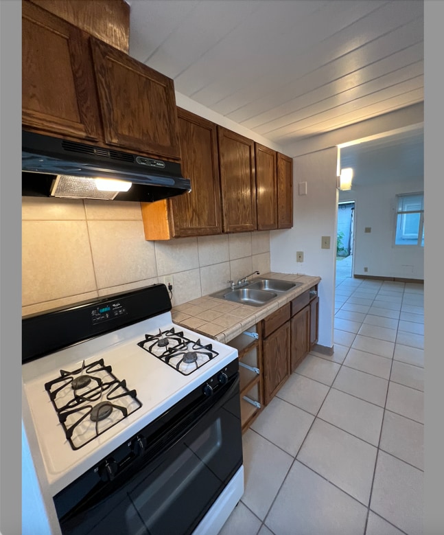 929 S Thorne Ave in Fresno, CA - Building Photo - Building Photo