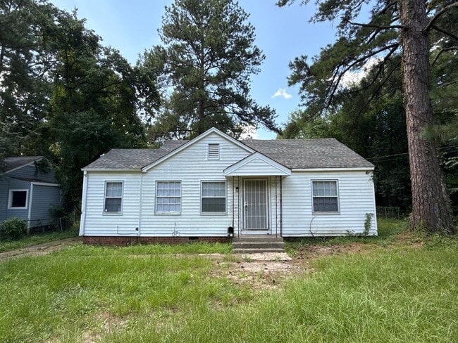 property at 211 W Santa Clair St
