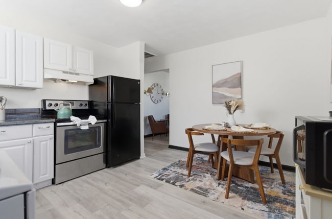 361 Cherry St in Norfolk, VA - Building Photo - Building Photo