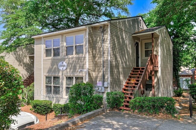 property at 1404 Johns Rd