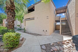 5146 E Oak St in Phoenix, AZ - Building Photo