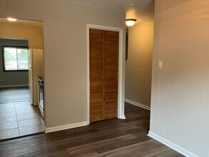 7942 Westcape Dr in Denver, NC - Building Photo - Building Photo