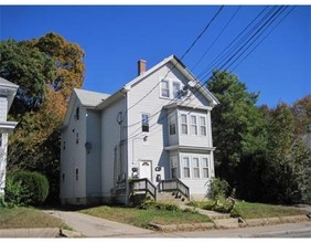 217 Pleasant St in Brockton, MA - Building Photo - Building Photo