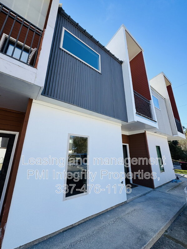 property at 113 Bayou St