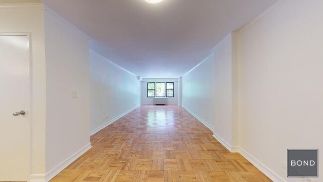 property at 220 E 63rd St
