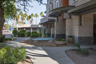3801 N Goldwater Blvd-Unit -208 in Scottsdale, AZ - Building Photo - Building Photo