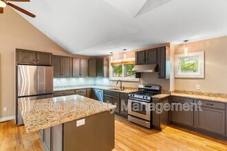 318 Sulphur Springs Rd in Asheville, NC - Building Photo - Building Photo