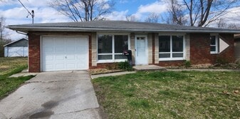 3554 Fullerton Ave in Alton, IL - Building Photo