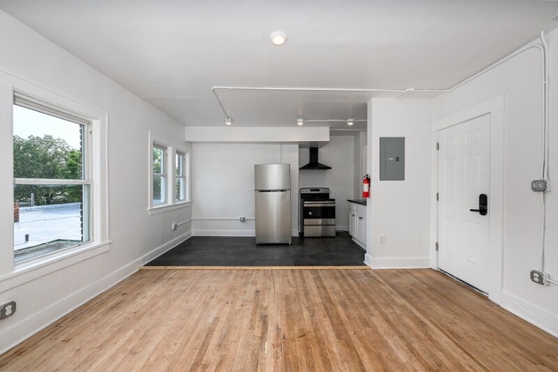1384 W 83rd St in Cleveland, OH - Building Photo