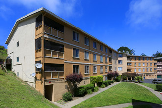 95 Ward Ct in Daly City, CA - Building Photo - Building Photo