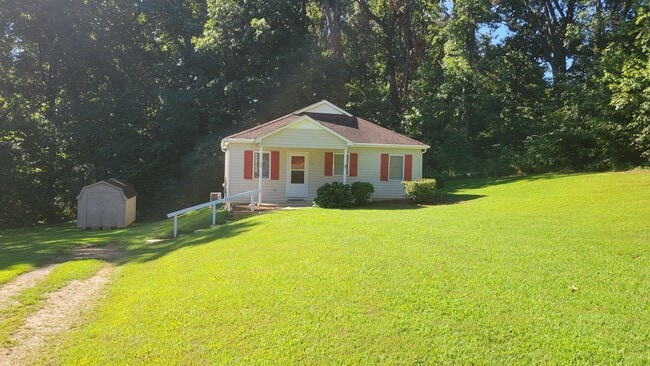 property at 2672 W Mountain St