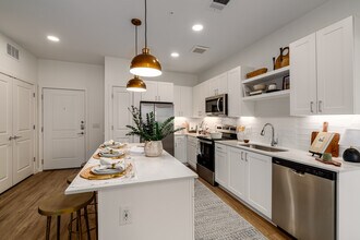 Citizen House Blue Bluff in Austin, TX - Foto de edificio - Interior Photo