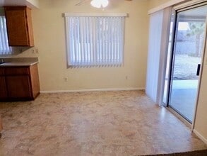 6984 Emerson Ave in Yucca Valley, CA - Building Photo - Building Photo
